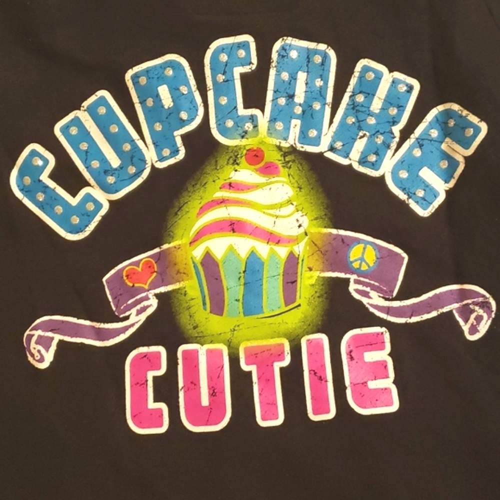 🌴 NWOT "Cupcake 🧁 Cutie" Lightweight Jacket